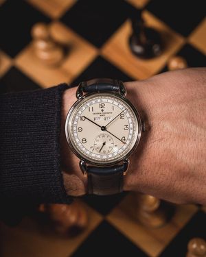 Image post by @watchanish on Instagram