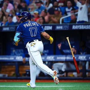Image post by @raysbeisbol on Instagram