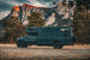 Image post by @earthroamer on Instagram