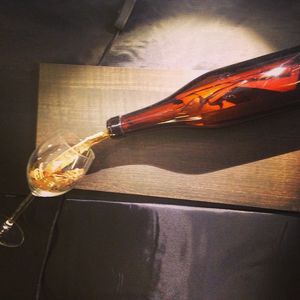 Image post by @oi_glass on Instagram