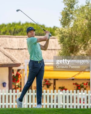 Image post by @alexknappegolf on Instagram