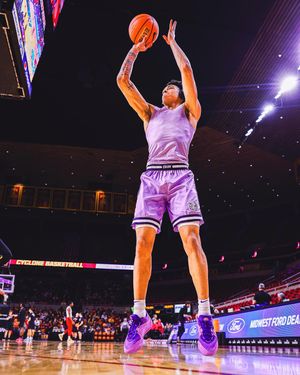 Image post by @kstatembb on Instagram