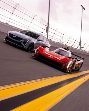 Image post by @whelenmotorsports on Instagram