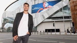 Video post by @tottenhamhotspur on YouTube