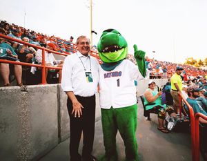 Image post by @hcgatorgrowl on Instagram