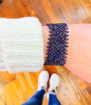 Image post by @beadcache on Instagram