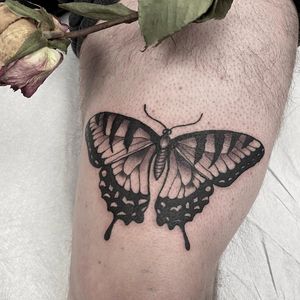 Image post by @jessfoxtattoos on Instagram