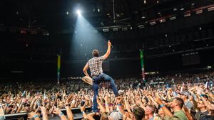 Image post by @jonpardi on Instagram