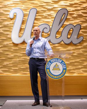Image post by @uclamvb on Instagram