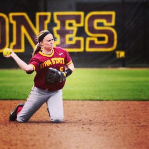 Image post by @iowastatesoftball on Instagram