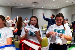 Image post by @UNCWsoftball on Twitter