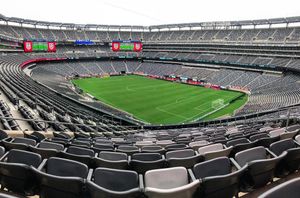 Image post by @metlifestadium on Instagram