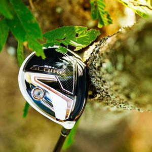 Image post by @taylormade_golf_japan on Instagram