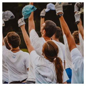 Image post by @carolinacrown on Instagram