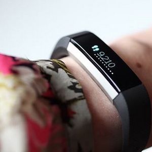 Image post by @fitbit on Instagram