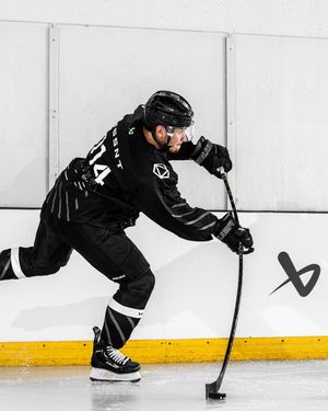Image post by @bauerhockey on Instagram