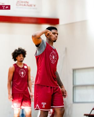 Image post by @tumbbhoops on Instagram