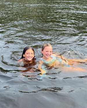 Image post by @campmatollionequay on Instagram