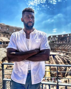 Image post by @fezzyfel on Instagram