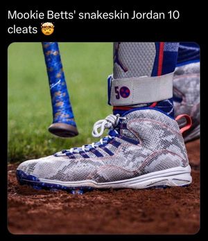Image post by @mlblife on Instagram