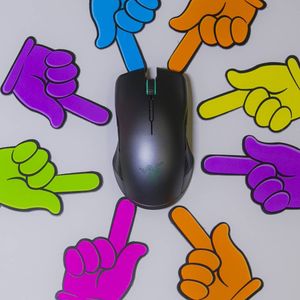 Image post by @razer on Instagram