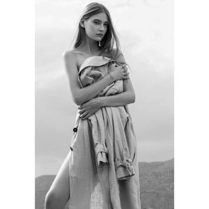 Image post by @agenciamodels_athens on Instagram