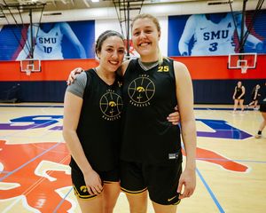 Image post by @IowaWBB on Twitter
