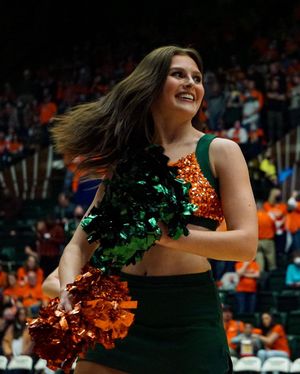 Image post by @csugoldenpoms on Instagram