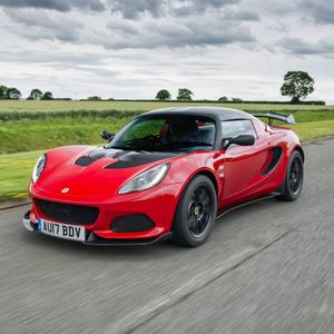 Image post by @lotuscars on Instagram