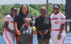 Image post by @USASoftball on Twitter
