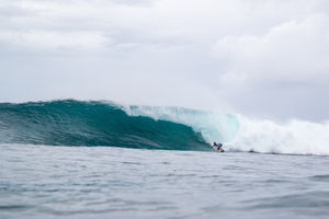 Image post by @wsl.qs on Instagram