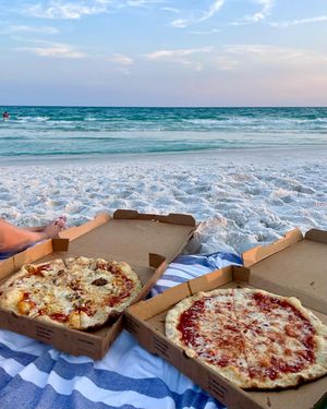 Image post by @southwalton on Instagram