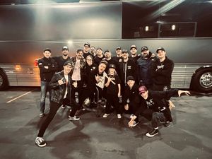 Image post by @paparoach on Twitter