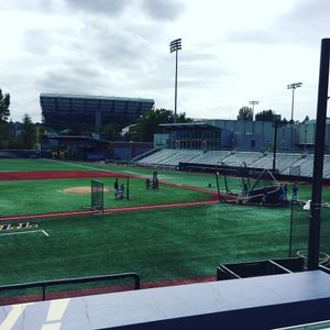 Image post by @uw_baseball on Instagram