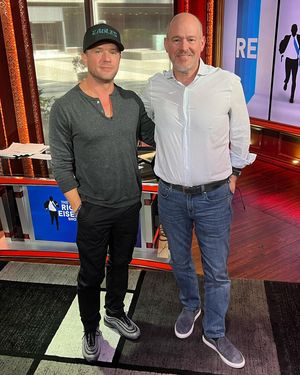 Image post by @richeisenshow on Instagram