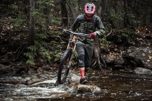Image post by @foxmtb on Instagram