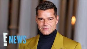 Video post by @enews on YouTube