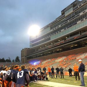 Image post by @illinifootball on Instagram