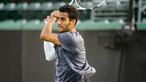 Image post by @uscmenstennis on Instagram
