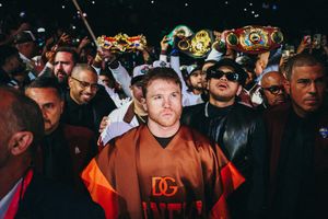 Image post by @MatchroomBoxing on Twitter