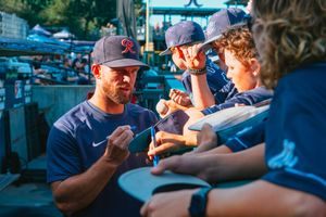 Image post by @tacomarainiers on Instagram
