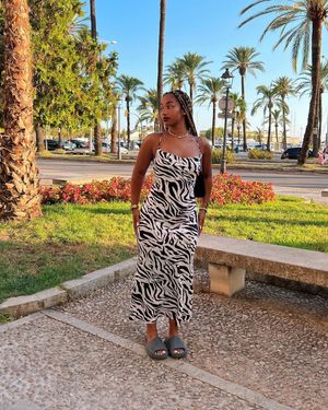 Image post by @shein_us on Instagram
