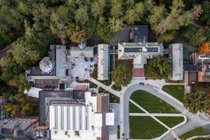 Image post by @tuckschool on Instagram