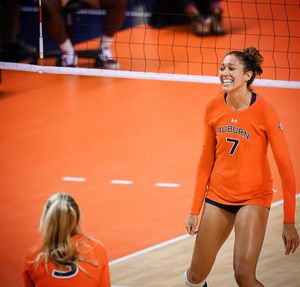 Image post by @auburnvolleyball on Instagram