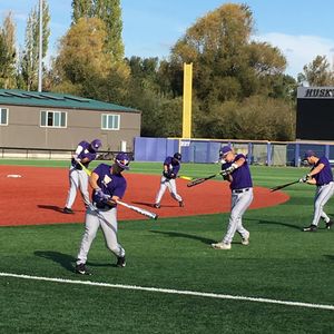 Image post by @uw_baseball on Instagram