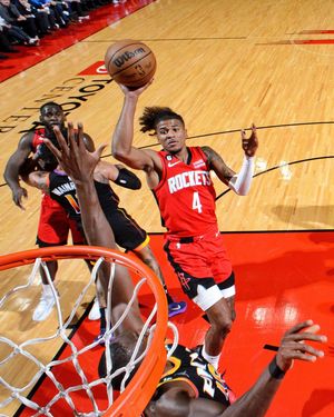 Image post by @loganrielyphoto on Instagram