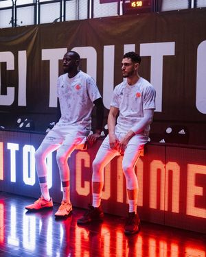 Image post by @parisbasketball on Instagram