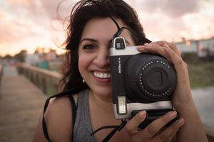 Image post by @thismodernlovephoto on Instagram