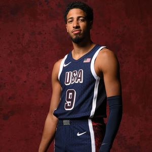 Image post by @hoopmag on Instagram