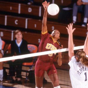 Image post by @uscwomensvolley on Instagram